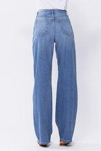 Load image into Gallery viewer, Sneak Peek-Super High Rise 90&#39;S Wide Leg Jeans

