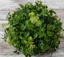 Load image into Gallery viewer, Pea Leaf and Boxwood Half Orb - 7.5&quot;
